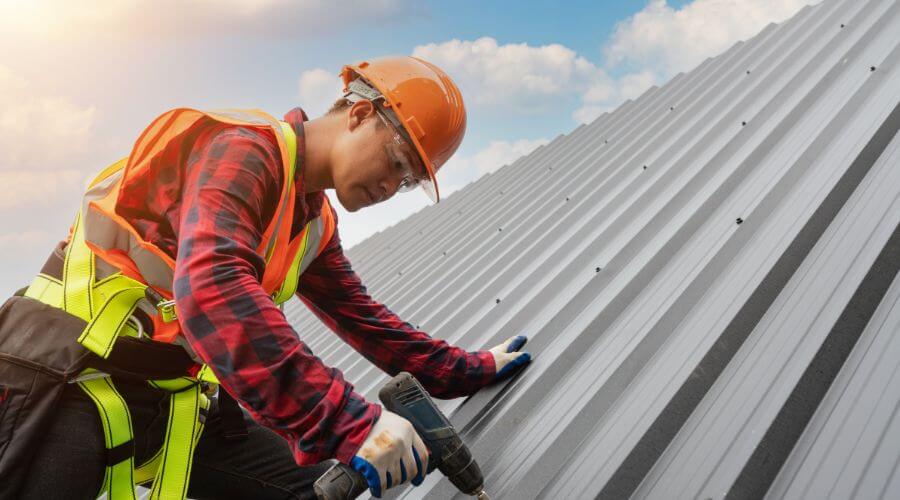GAF certified roofer in Hebron, NE